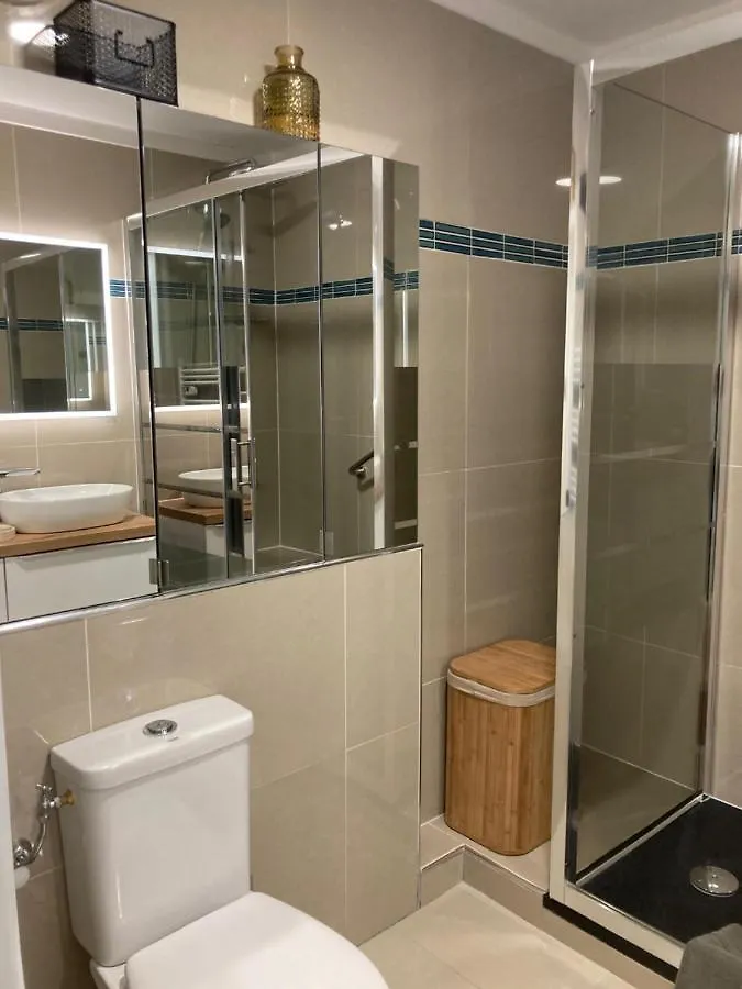 Appartement De Standing Le Velvet Bay Climatise En Bord De Mer Antibes 0*,