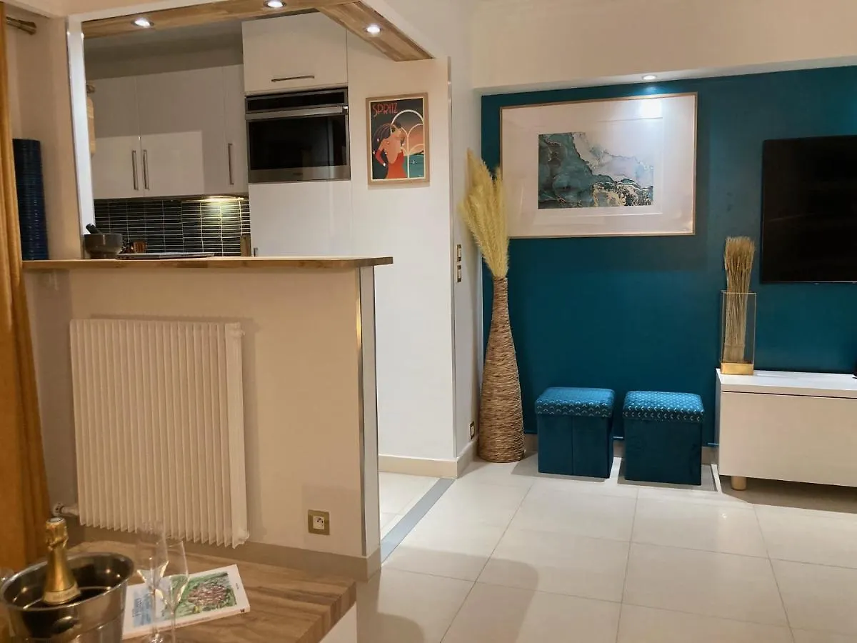 Apartment Appartement De Standing Le Velvet Bay Climatise En Bord De Mer Antibes
